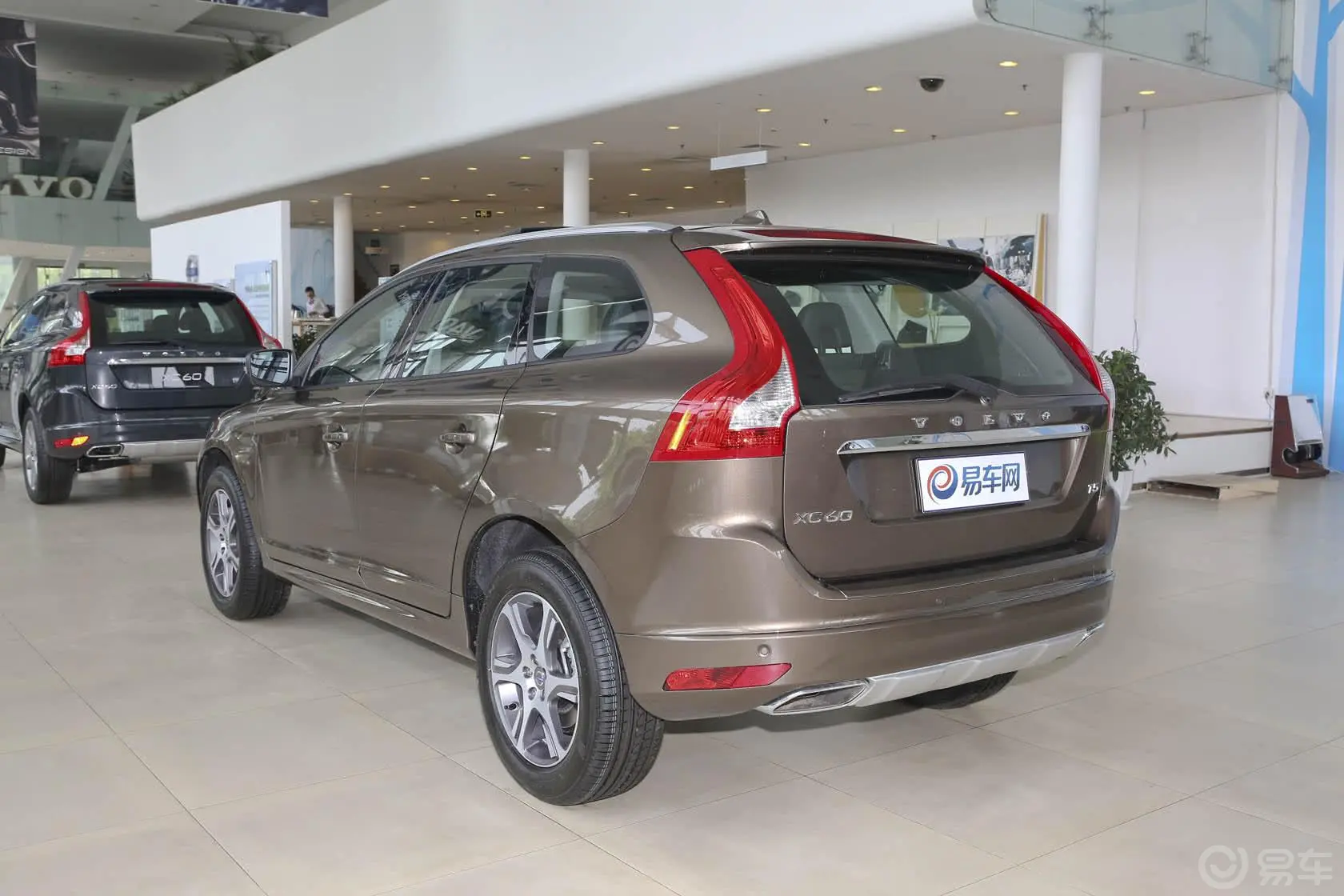 沃尔沃XC60(进口)2.0T T5 智逸版外观