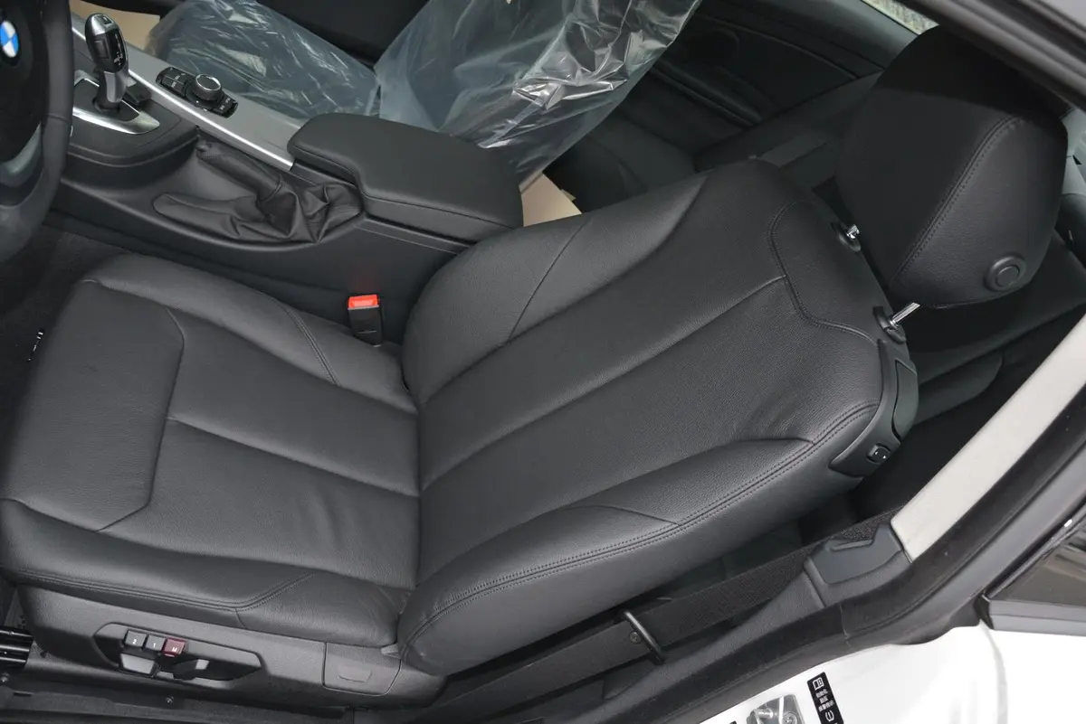 宝马4系双门轿跑车 420i 时尚型驾驶员座椅