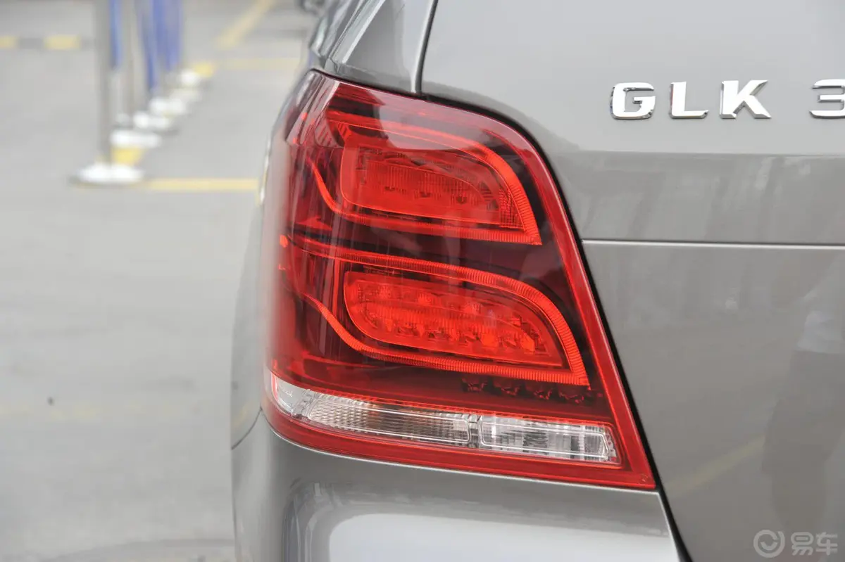 奔驰GLK级GLK 300 3.0L 自动 豪华型外观