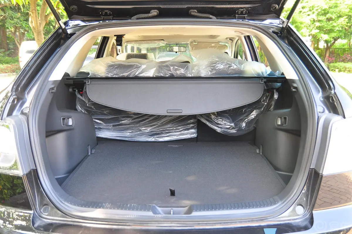 马自达CX-72.5L 两驱 豪华版行李箱空间