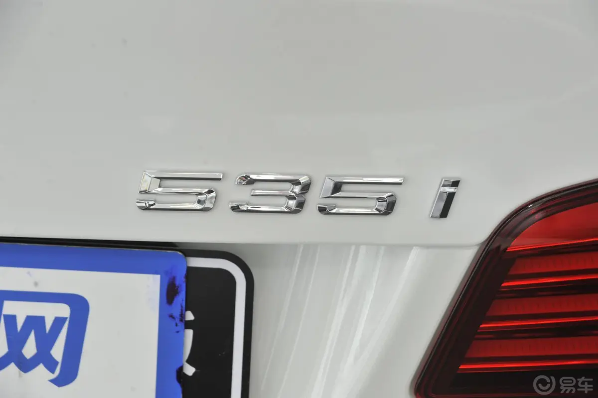 宝马5系(进口)535i xDrive M运动型尾标