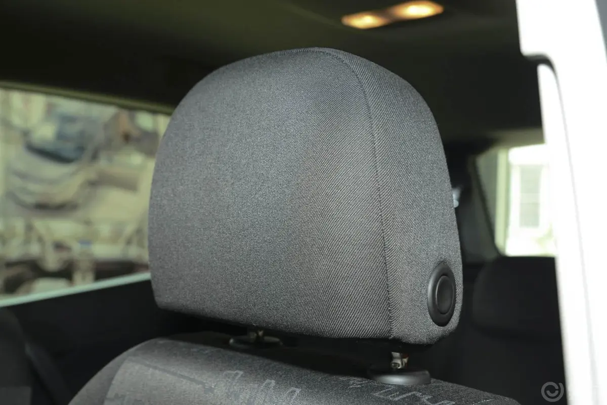 麦瑞纳1.4T 舒适型驾驶员头枕