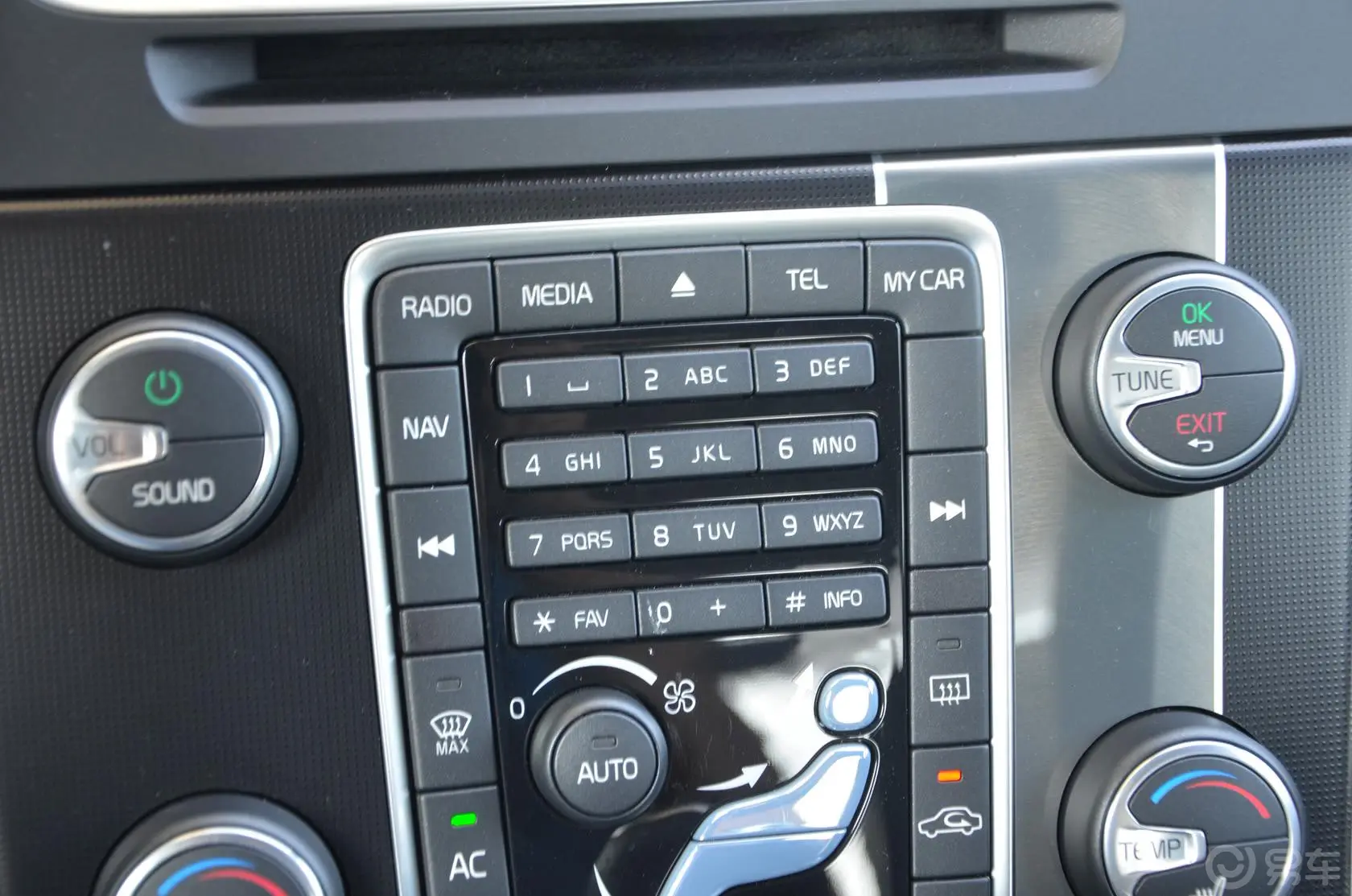 沃尔沃S60(进口)3.0T T6 R-Design个性运动版音响