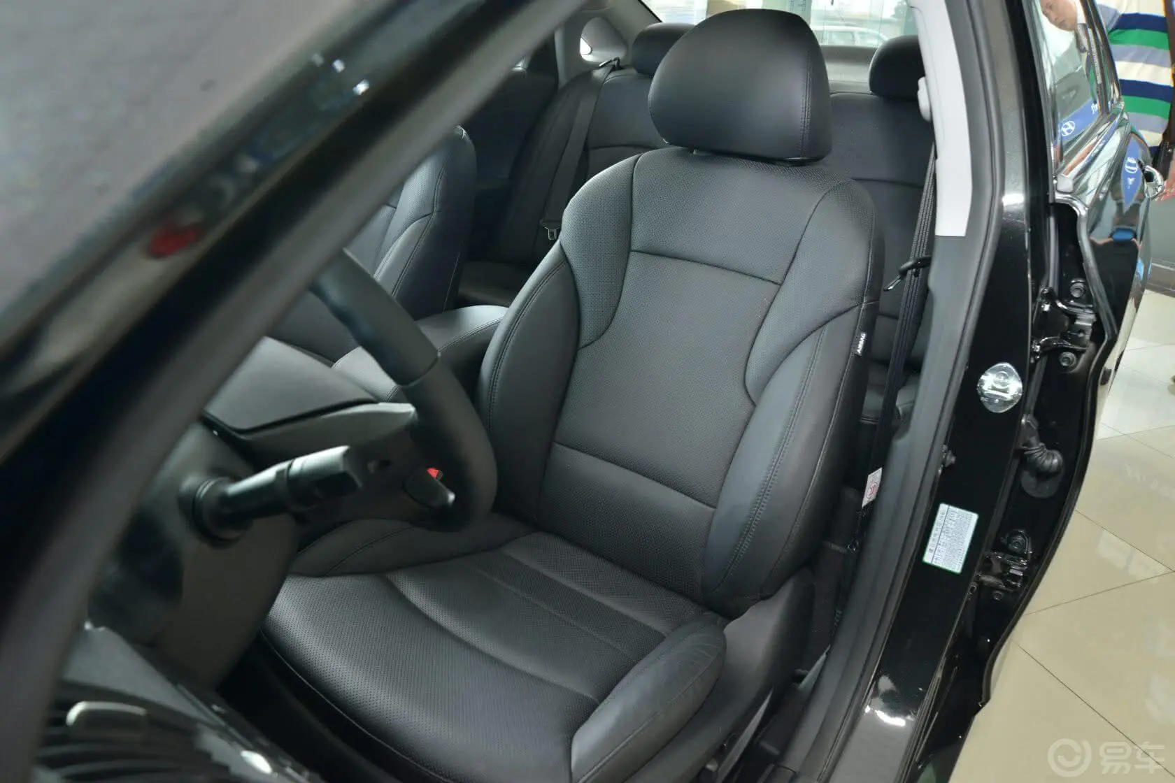 索纳塔2.4L 自动 GLX 豪华版 国四驾驶员座椅