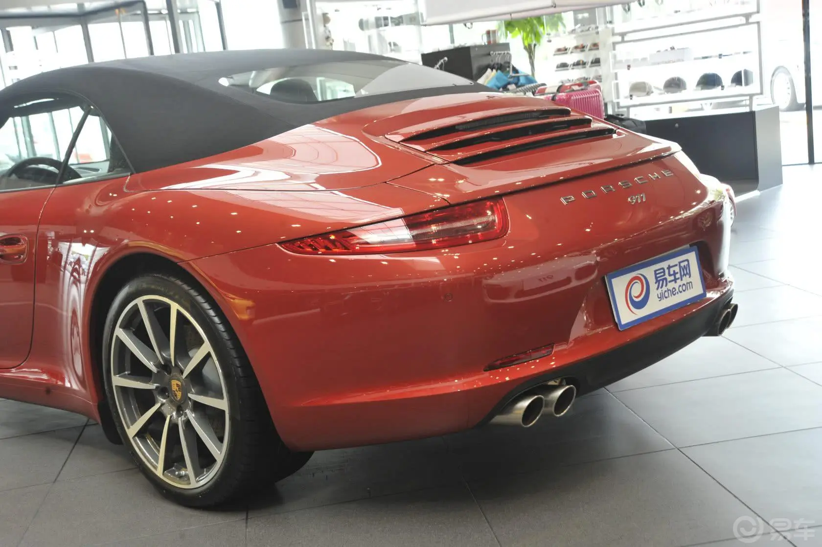 保时捷911Carrera S Cabriolet 3.8L外观