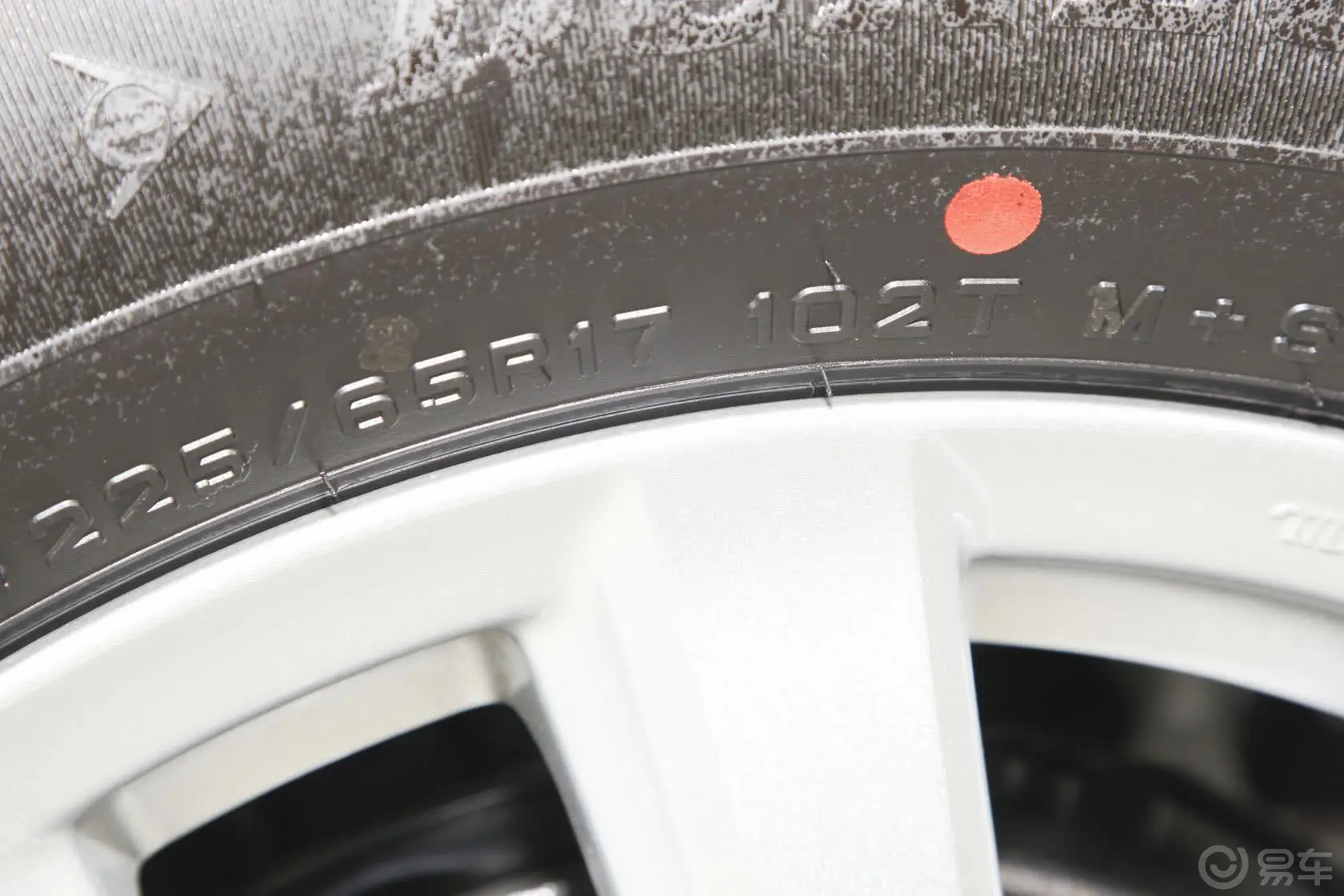 本田CR-V2.0L 两驱 经典版轮胎规格