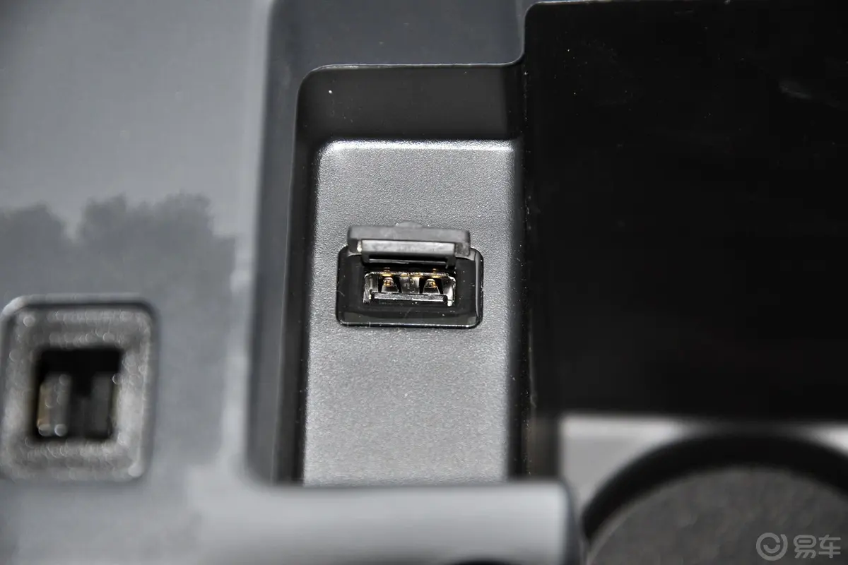 海马S51.6L 手动 智尊型USB接口