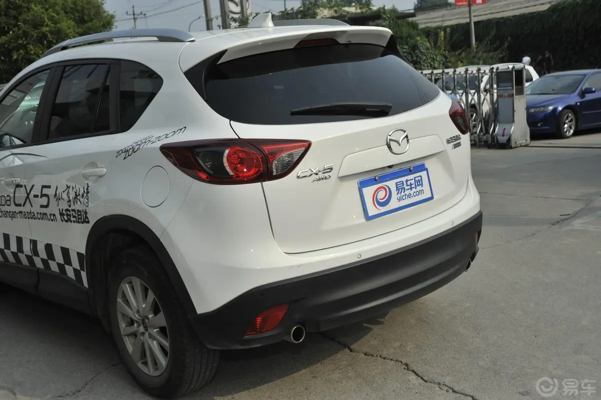 马自达CX-52.0L 自动 四驱 尊贵型外观