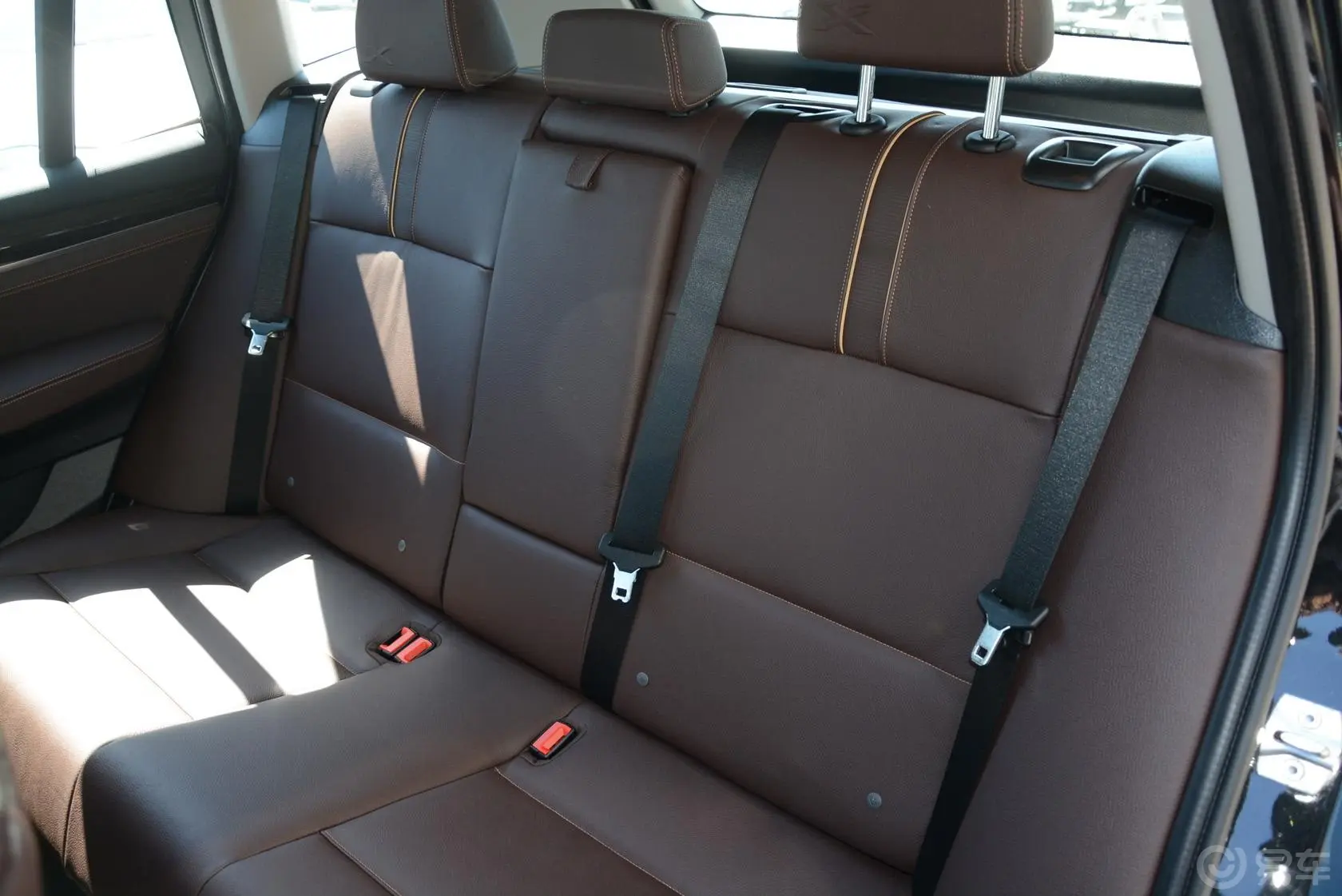 宝马X3(进口)xDrive28i X设计套装后排座椅