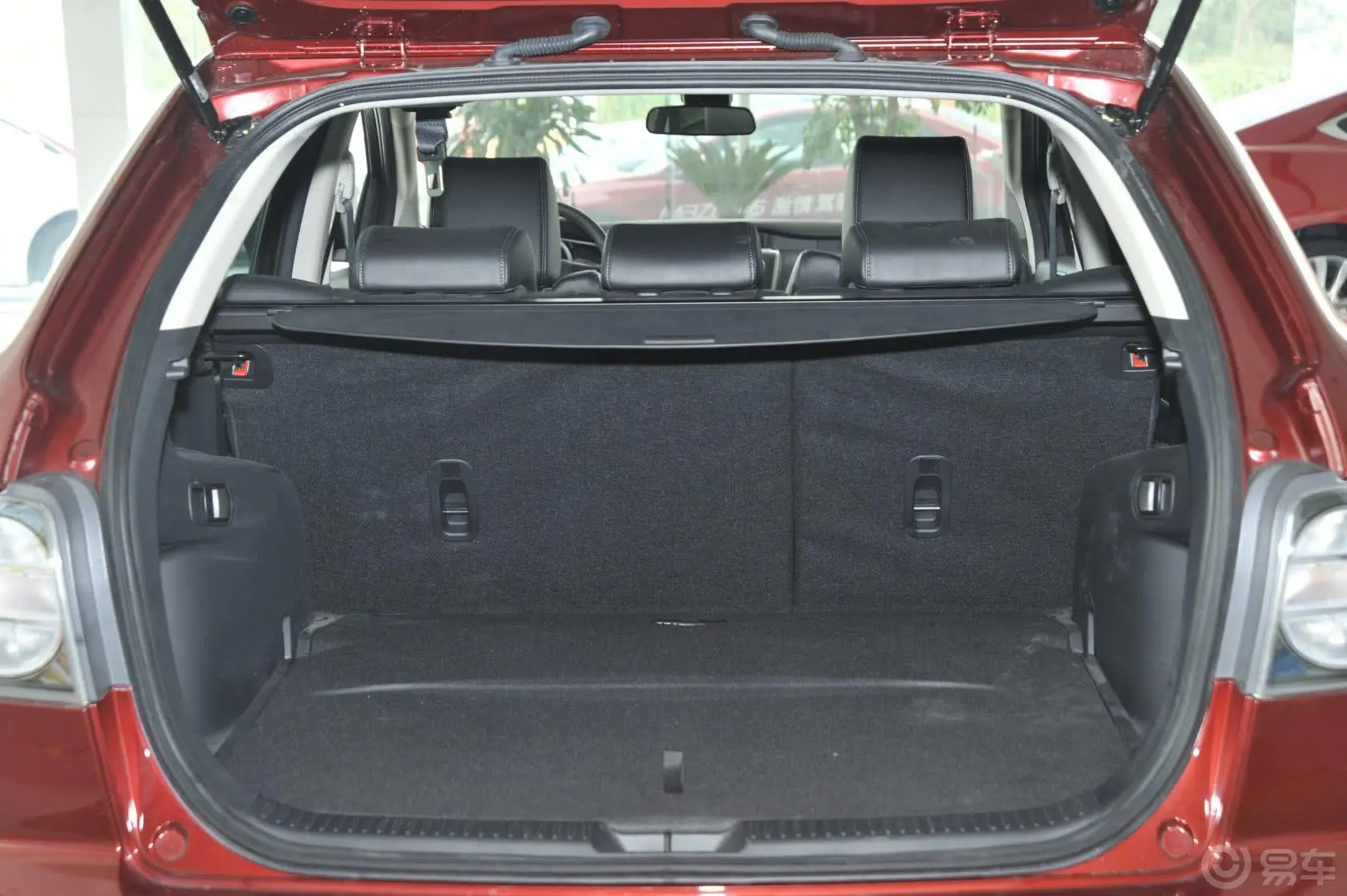 马自达CX-72.5L 两驱 尊贵版行李箱空间