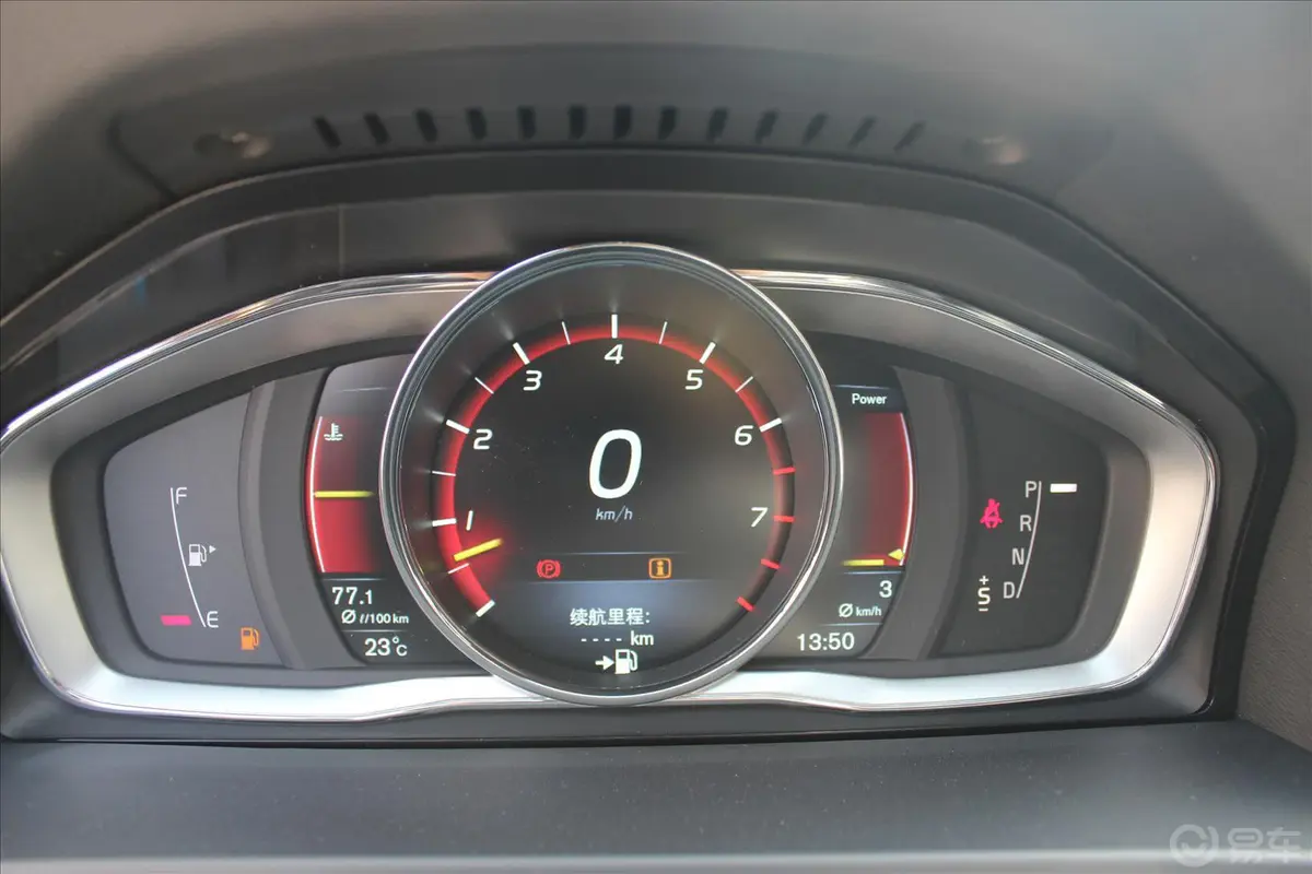 沃尔沃V60T6 AWD 个性运动版仪表盘背光显示