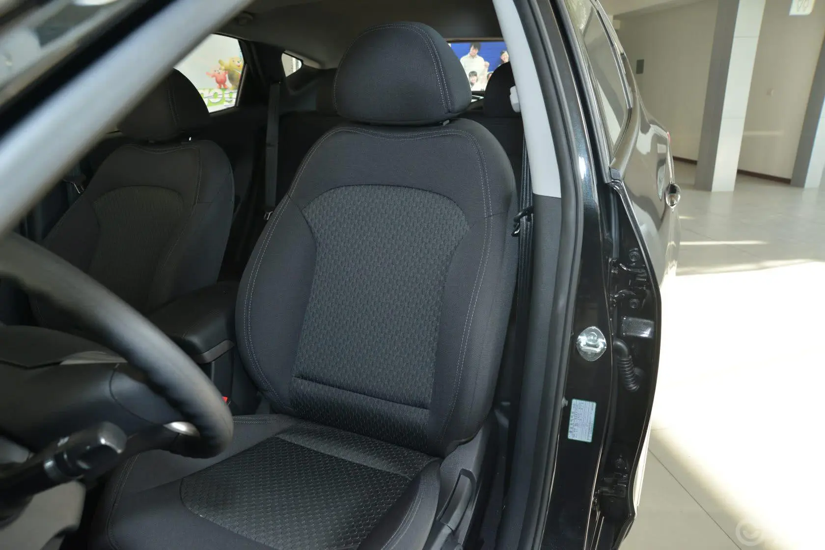 现代ix352.0L GL 自动 两驱 舒适型 国V驾驶员座椅