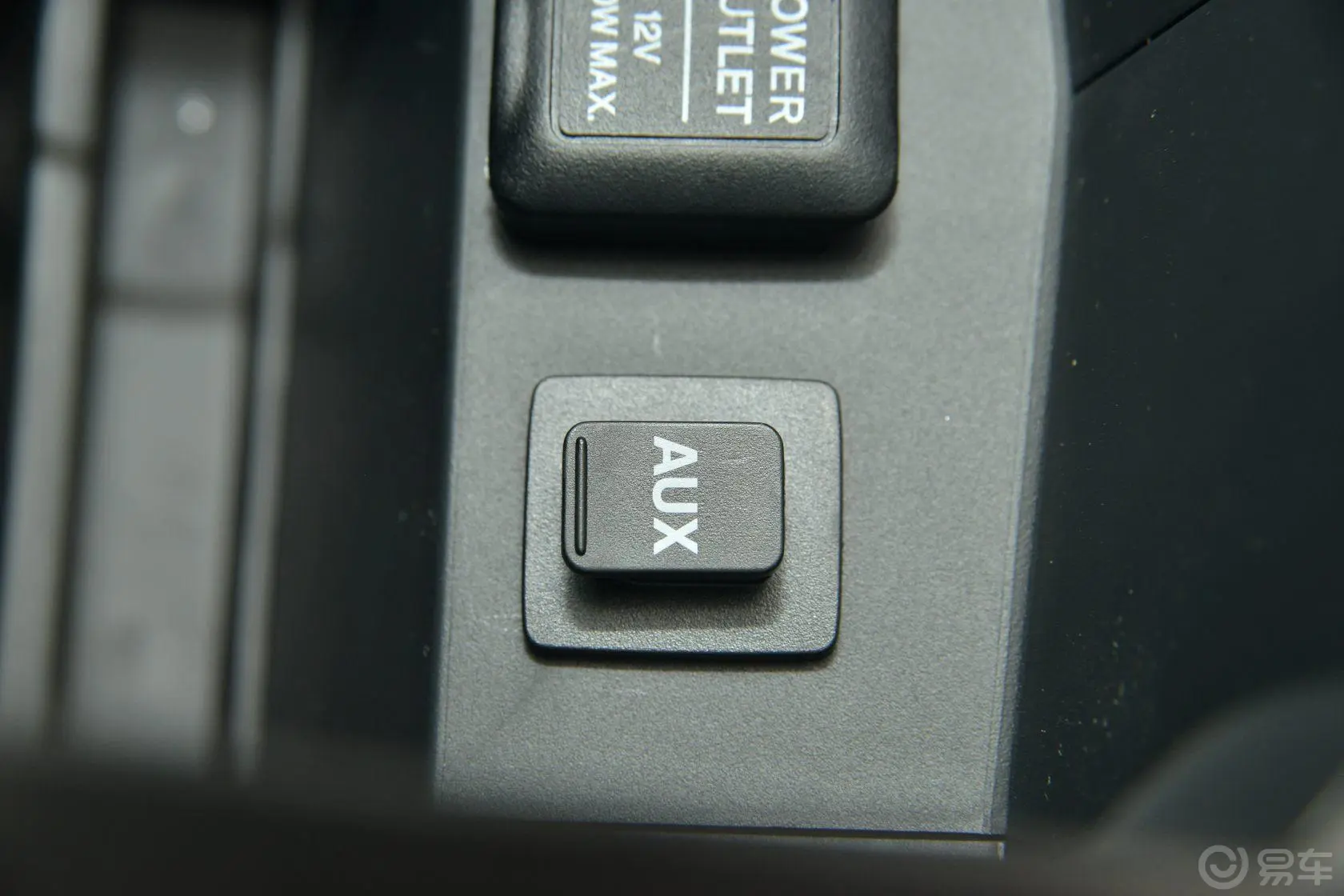 本田CR-V2.0L 两驱 经典版AUX接口