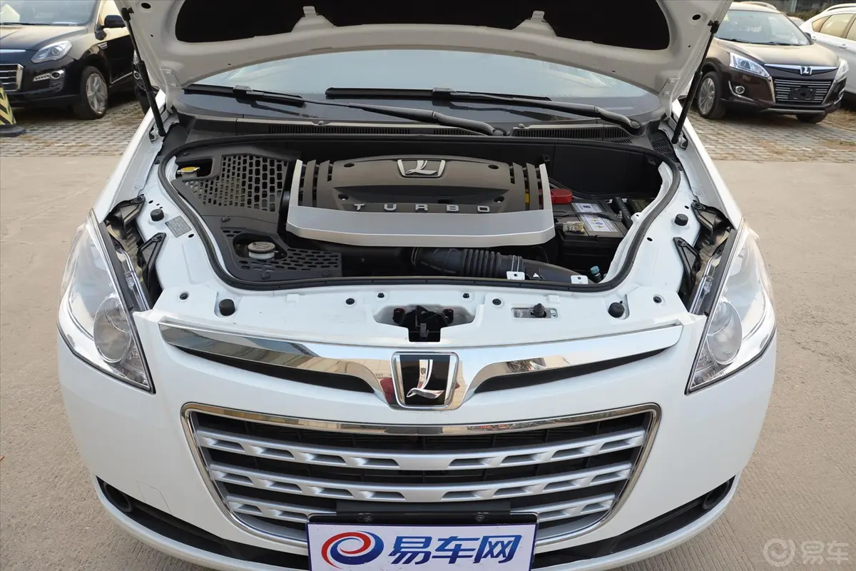 大7 MPV2.0T 手自一体 精英型发动机