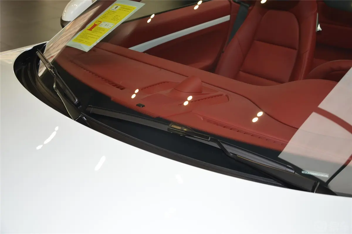 保时捷911Carrera 4S Cabriolet 3.8L雨刷器（前）