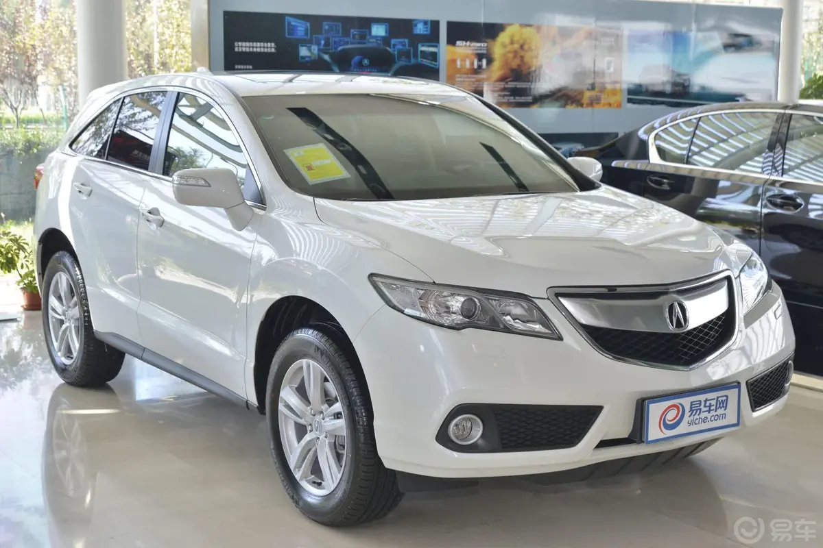 讴歌RDX(进口)3.0L 精英版外观