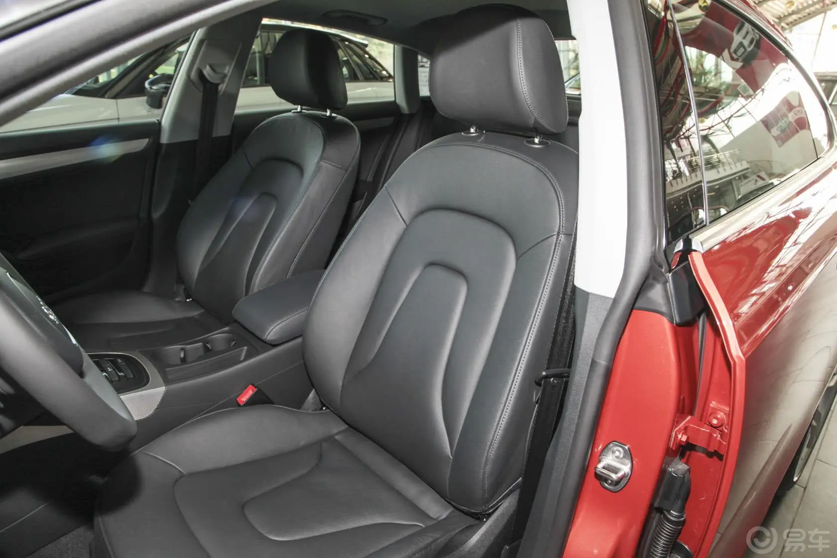 奥迪A5Sportback 45 TFSI风尚版驾驶员座椅