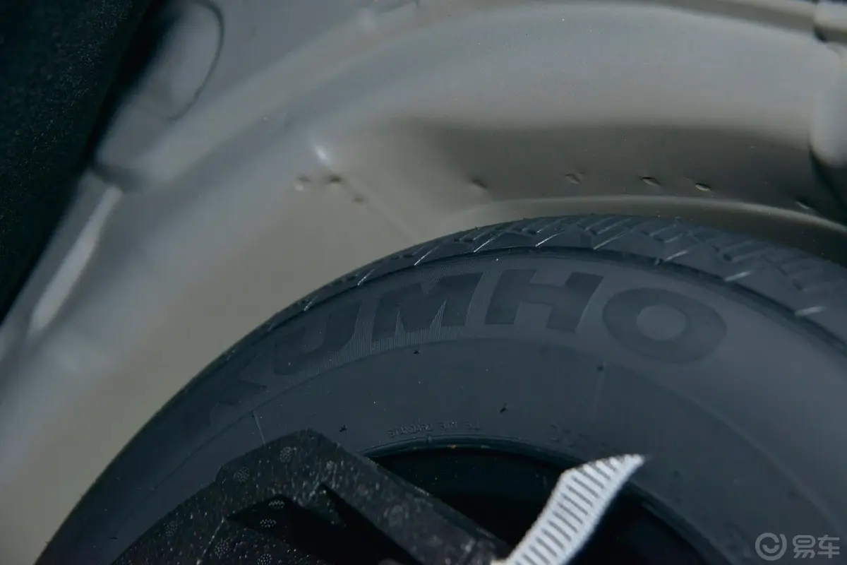 宝来1.4T 自动 舒适型备胎品牌