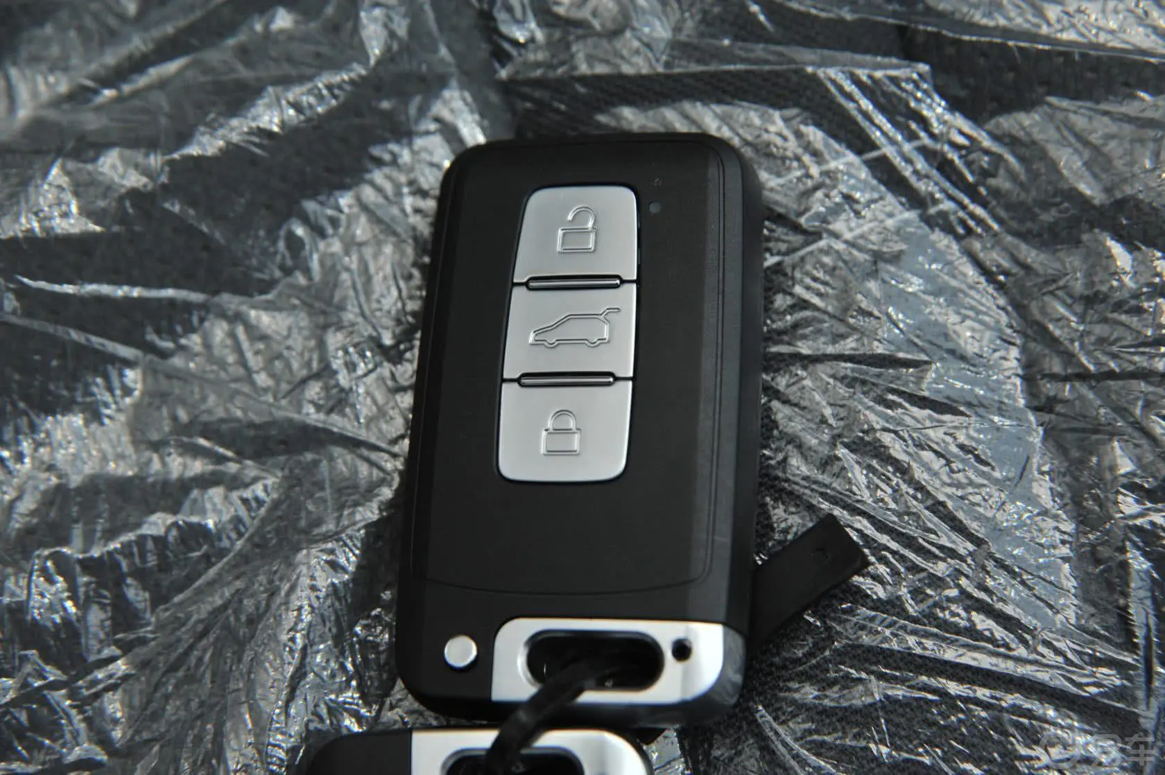 众泰T6001.5T 手动 豪华型钥匙
