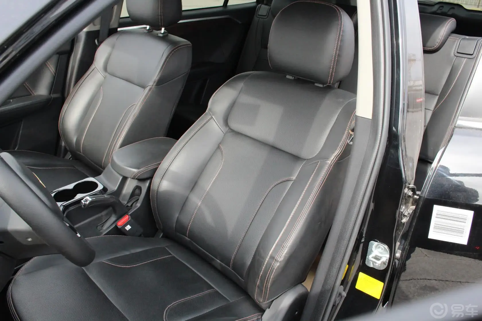 豪情SUV2.4L MT 四驱 尊贵型驾驶员座椅