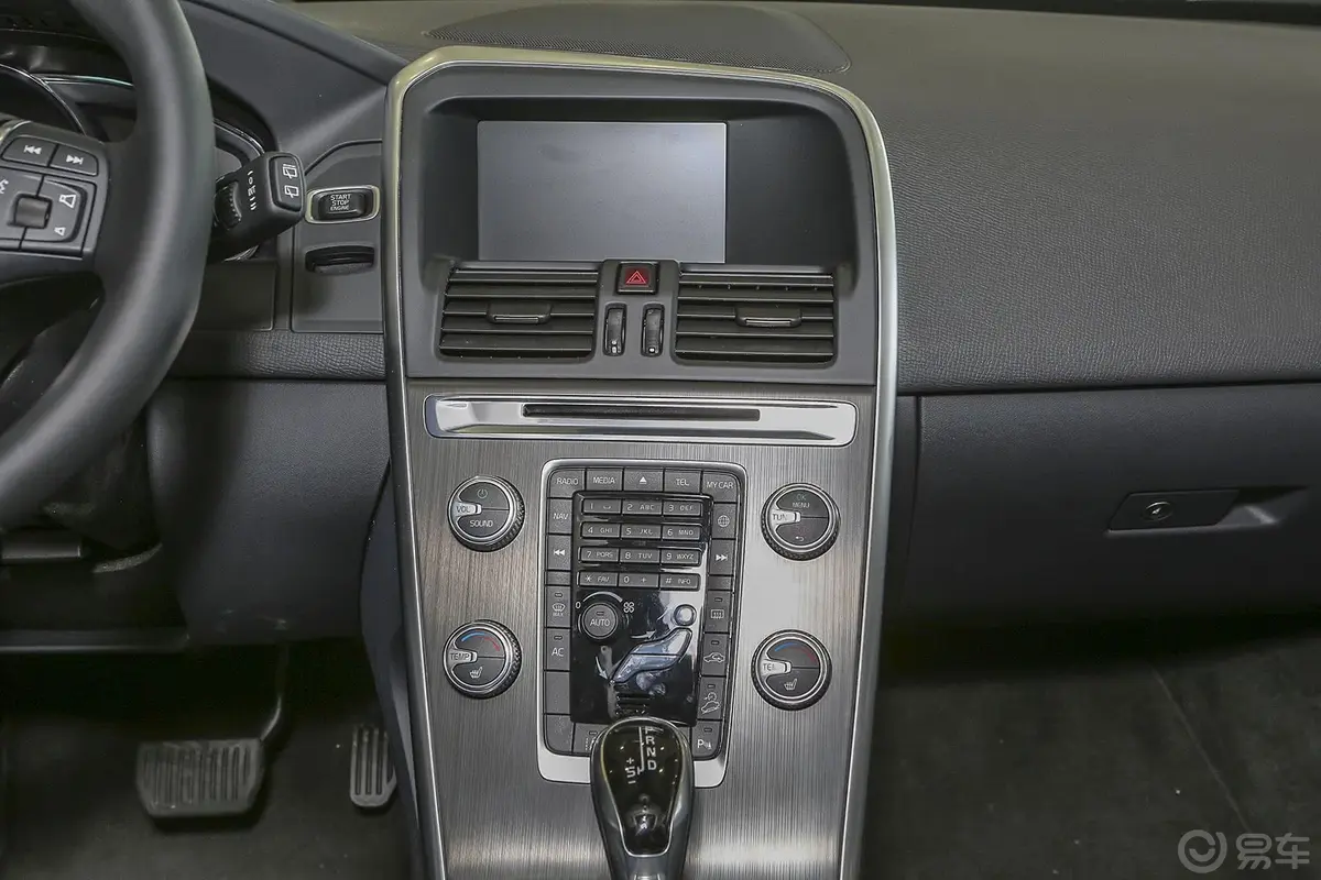 沃尔沃XC60T5 AWD 智驭版中控台整体