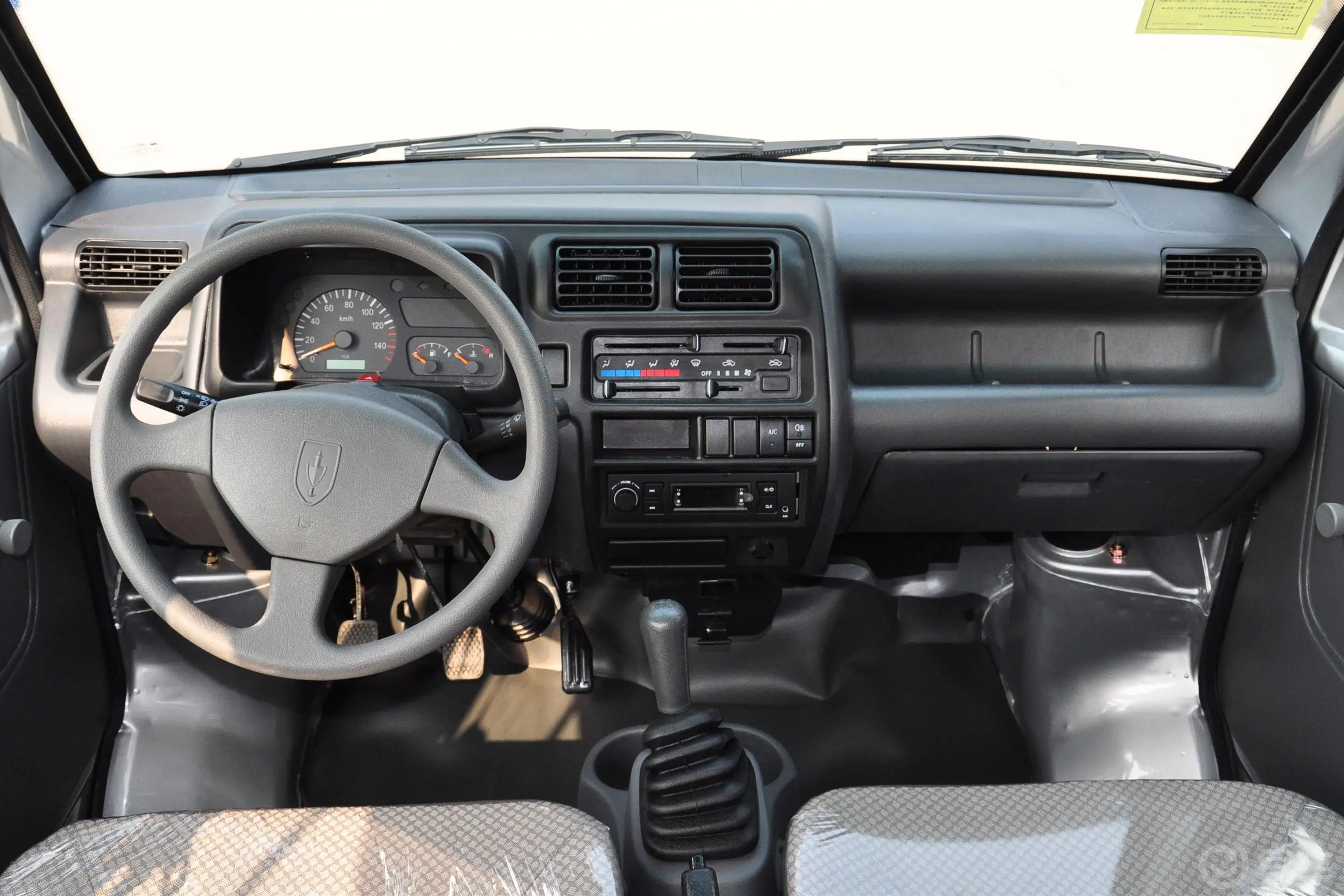 海星A71.0L 手动 特惠版驾驶员侧车门内门板