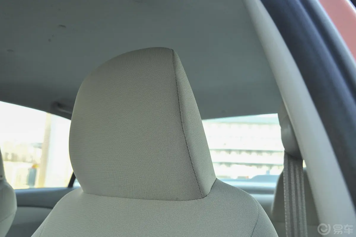 赛欧3赛欧3 1.3L AMT 理想天窗版驾驶员头枕