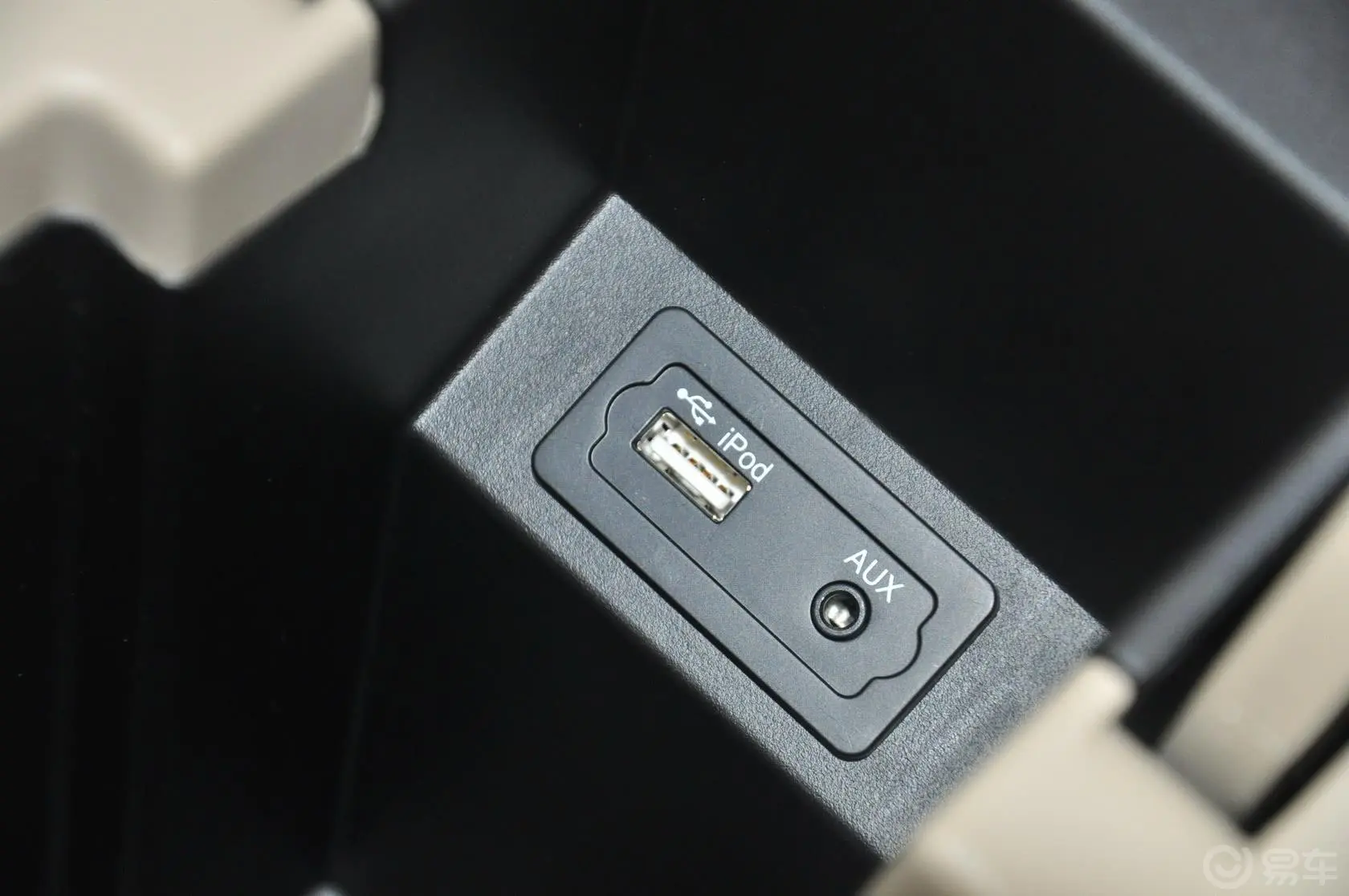 艾瑞泽71.6L 手动 致享版USB接口
