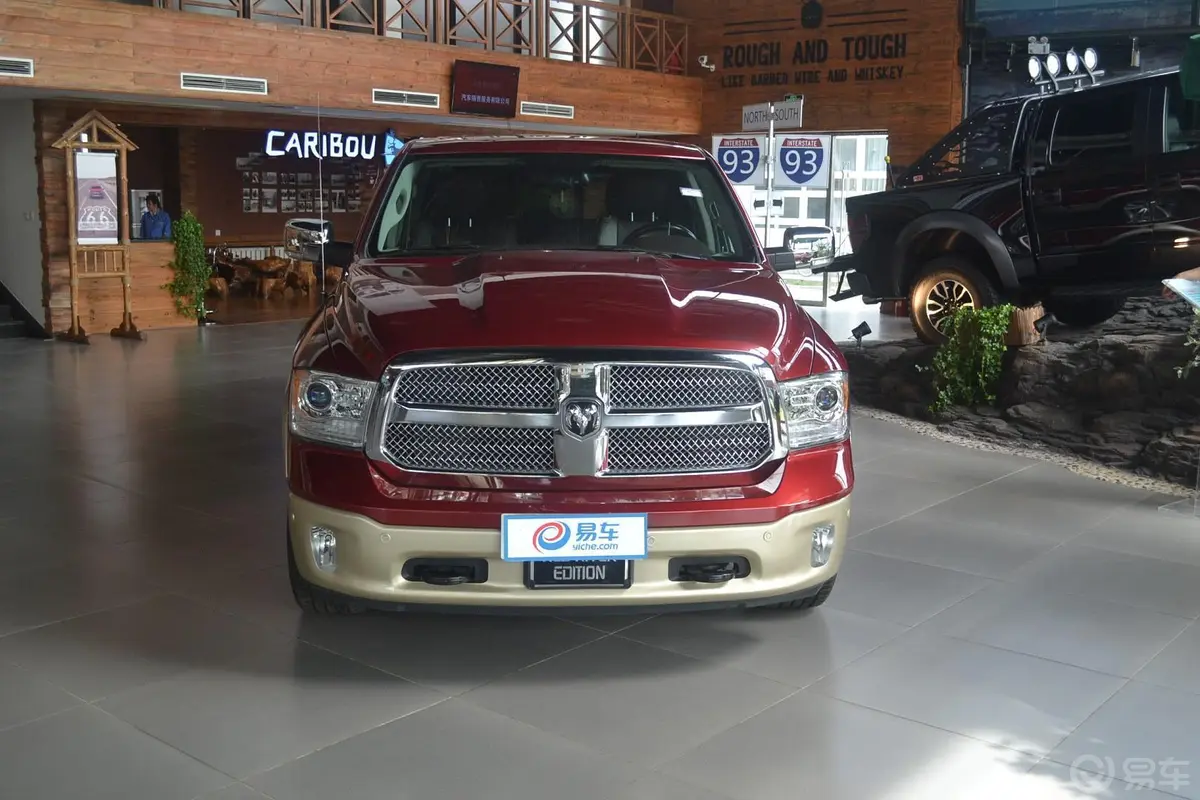 RAM Trucks皮卡RAM1500 5.7L 自动正前水平