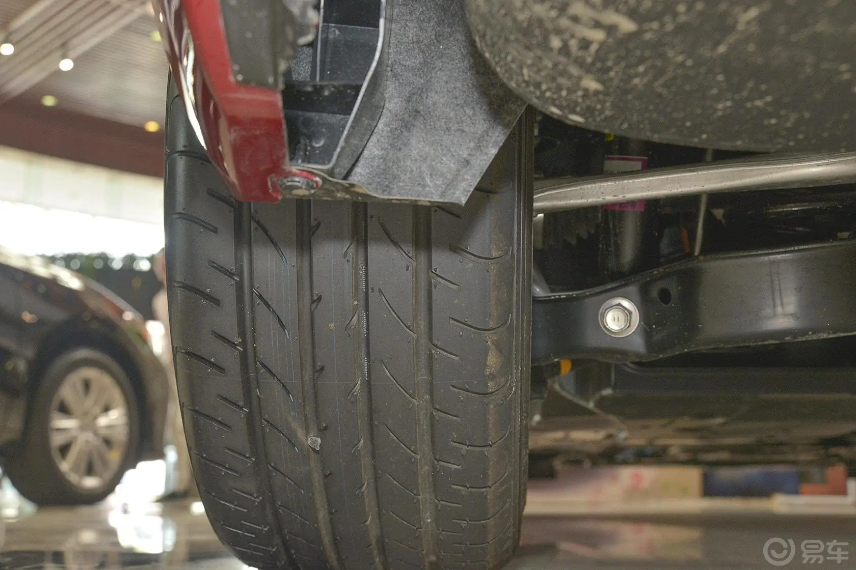 雷克萨斯IS250 领先版轮胎花纹