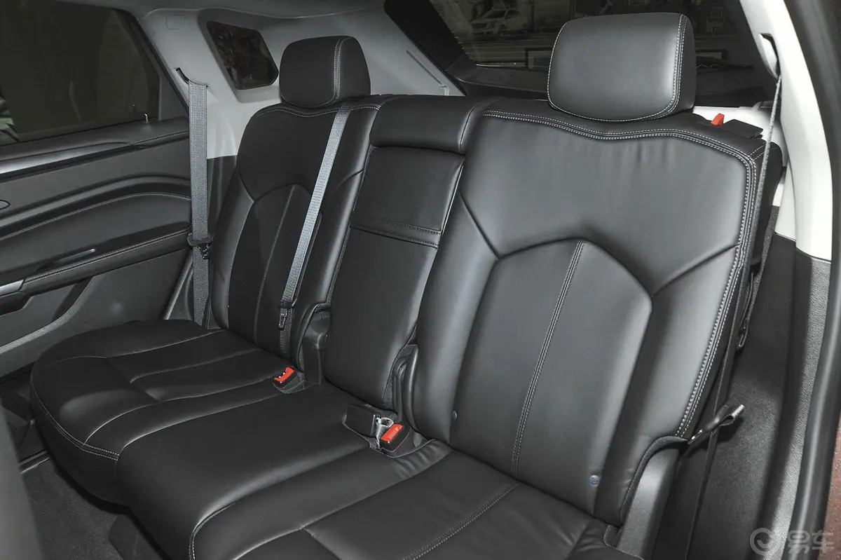 凯迪拉克SRX3.0L 手自一体 舒适型后排座椅