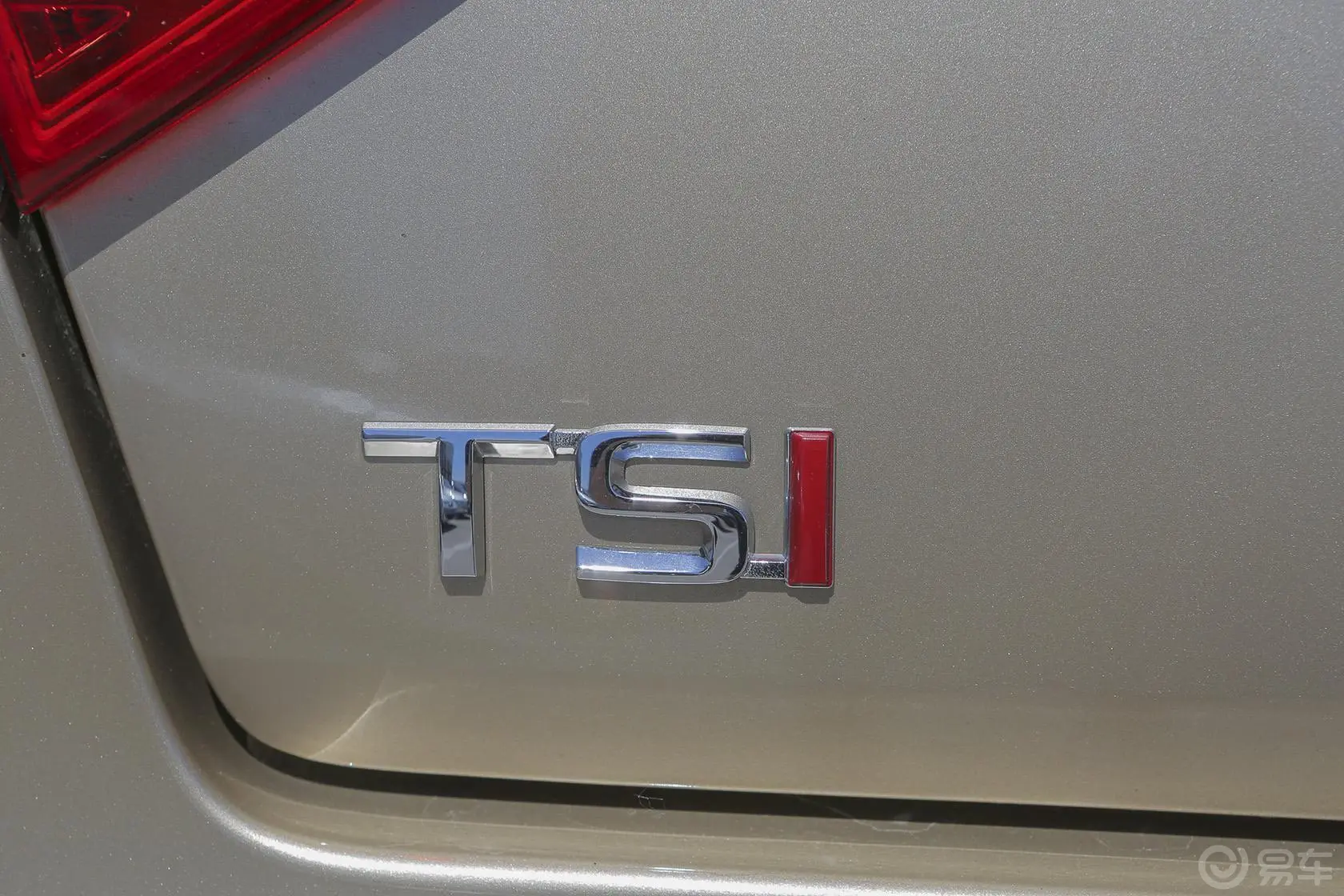 速派1.4TSI 双离合 名仕版外观