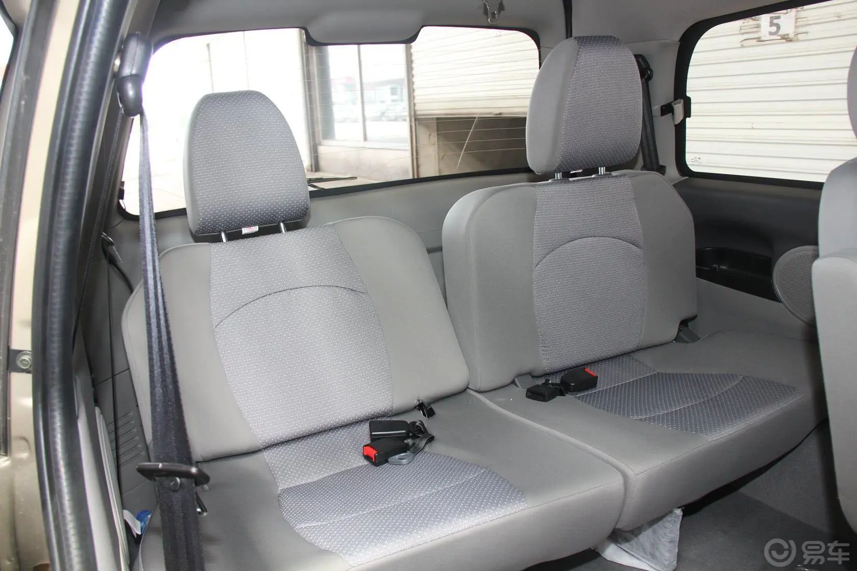 菱智M3-CM3系列 1.6L 手动 7座 豪华型后排座椅