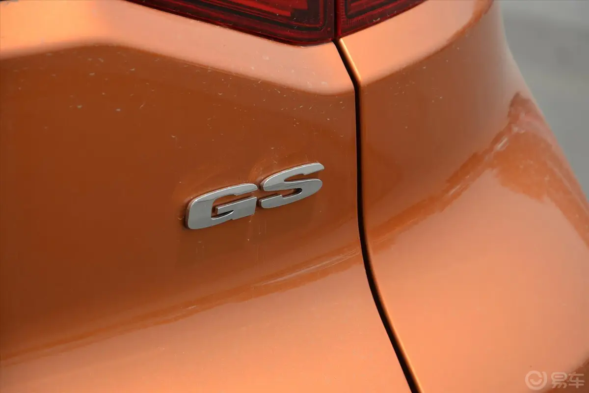 名爵GS 锐腾1.5TGI 自动 四驱 豪华型尾标
