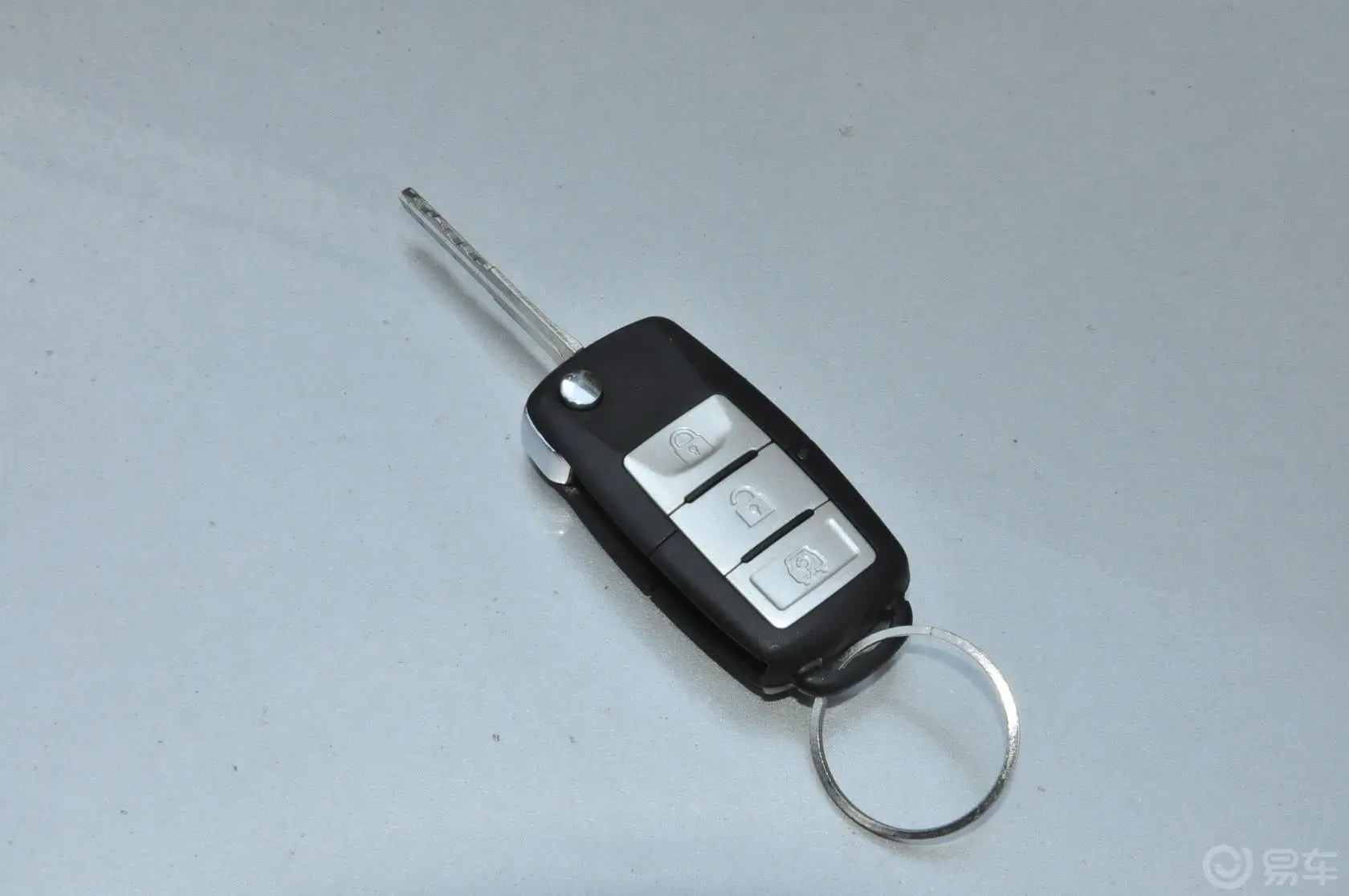 菱智M5-QA 2.4L 手动 7座长轴豪华型钥匙