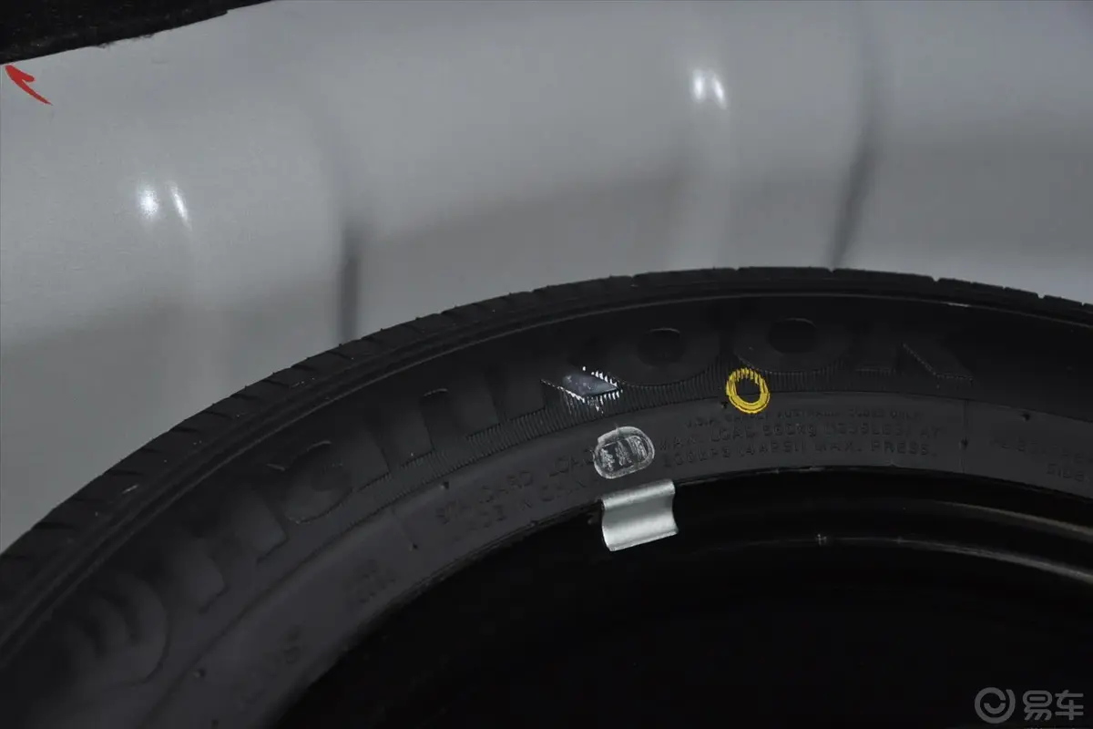 悦动1.6L 自动 舒适型备胎品牌