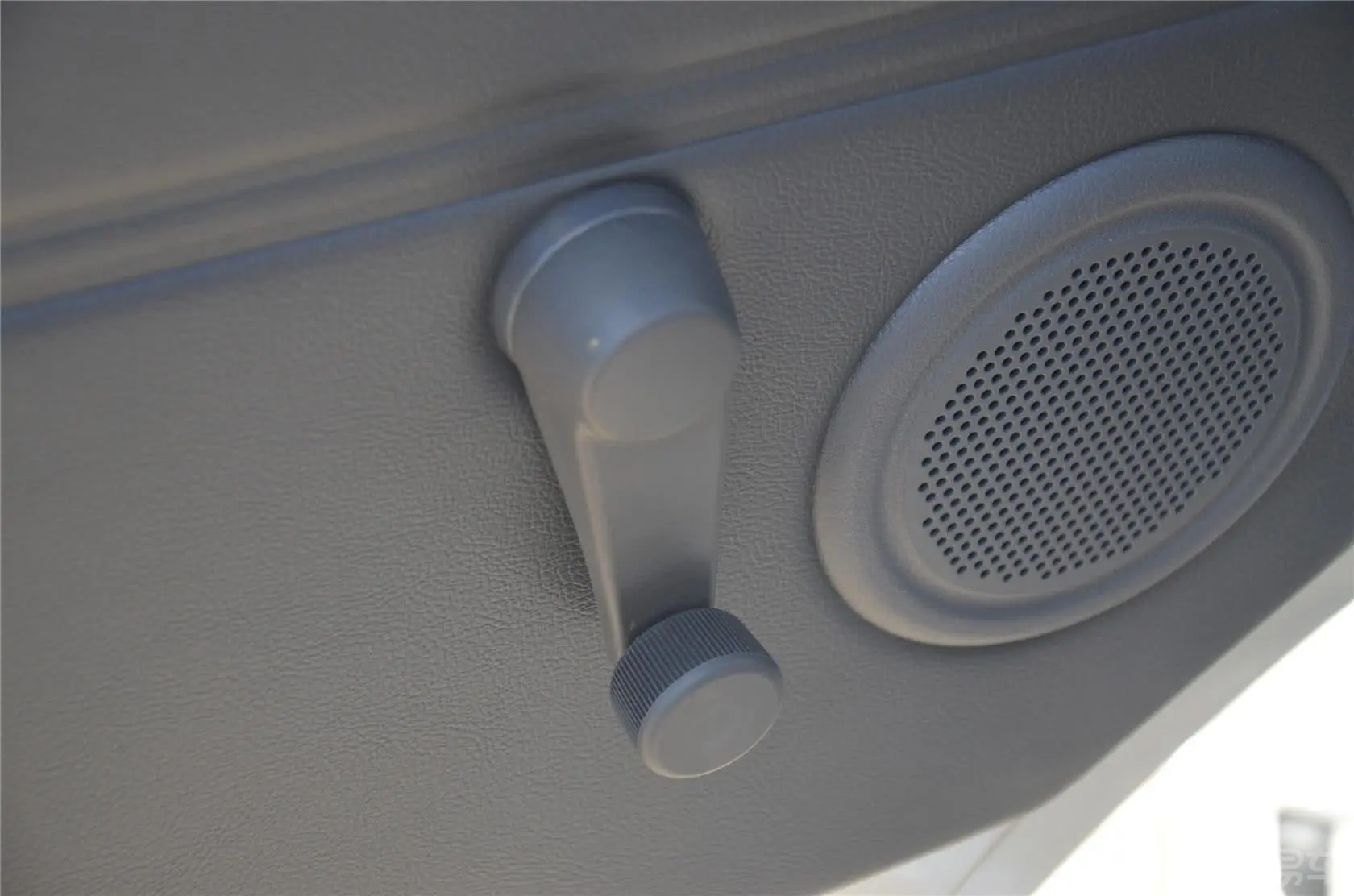 威旺3061.2L 手动超值版 舒适型A12车窗升降键