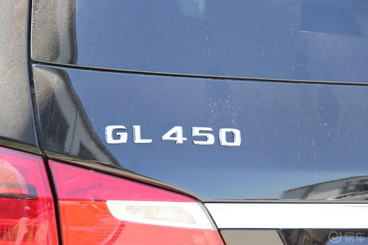 奔驰GL级GL450 4MATIC 美规版尾标