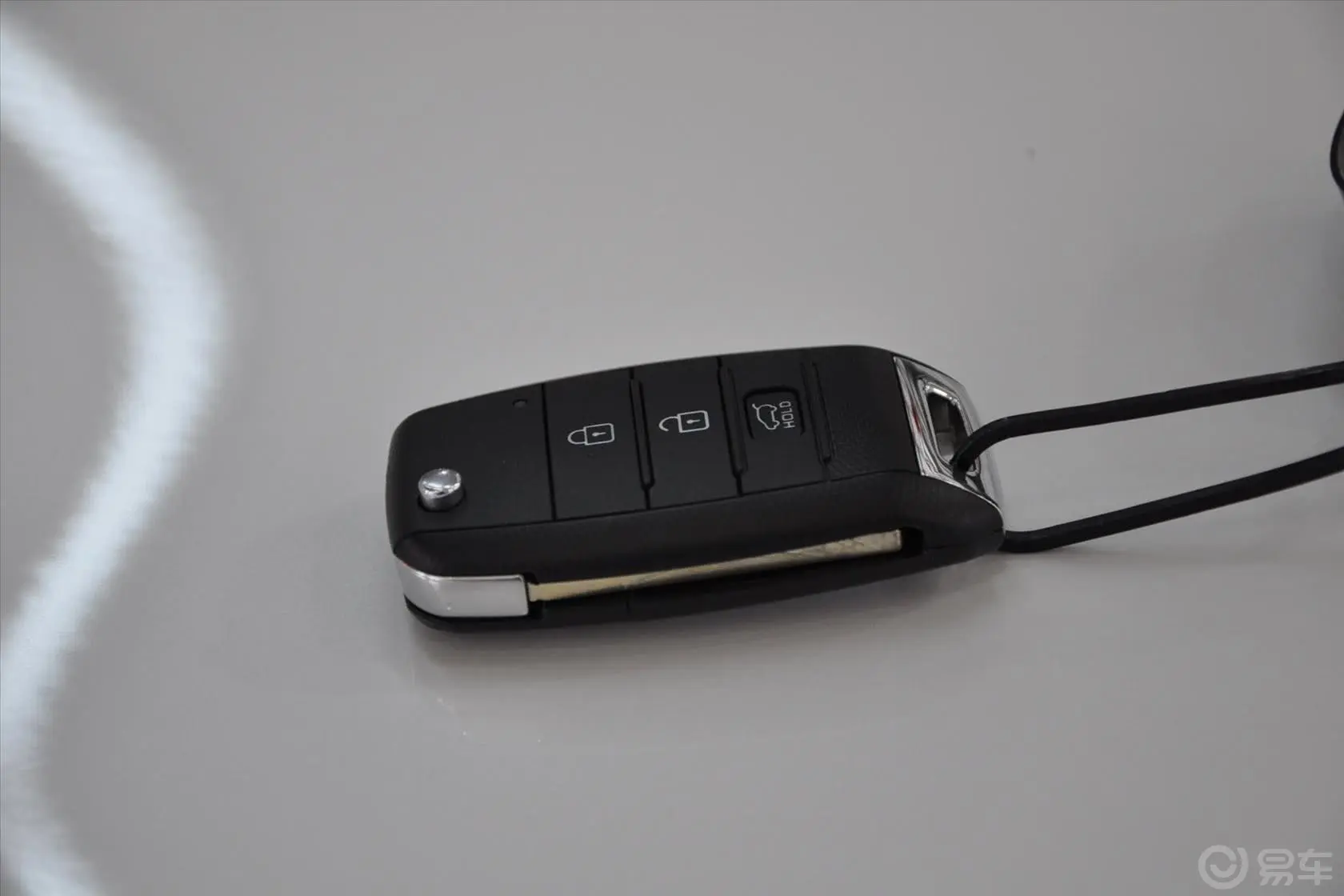 索兰托索兰托L 2.4GDI 汽油 4WD 运动版 七座 国V钥匙