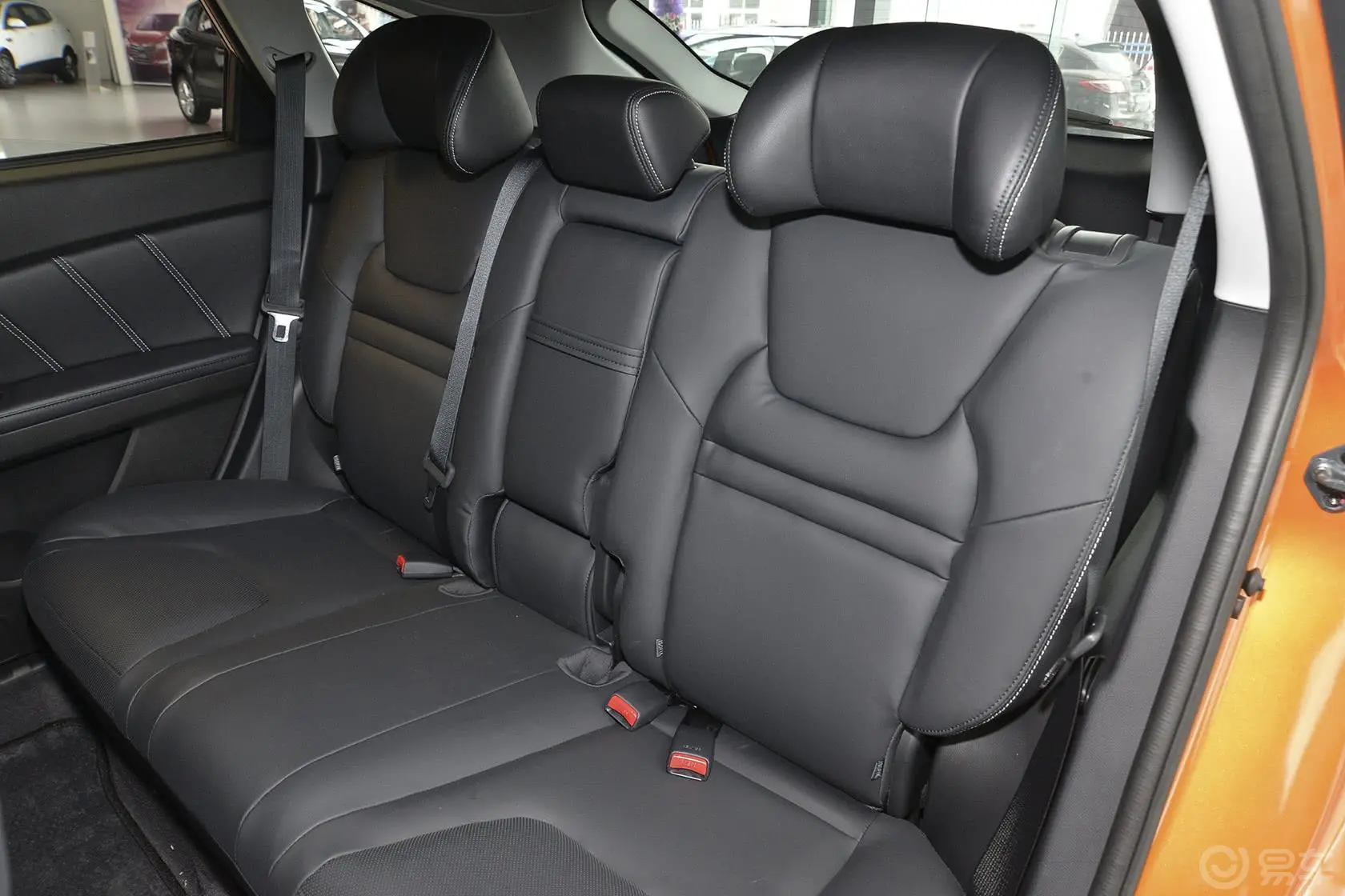 优6 SUV1.8T 时尚型后排座椅