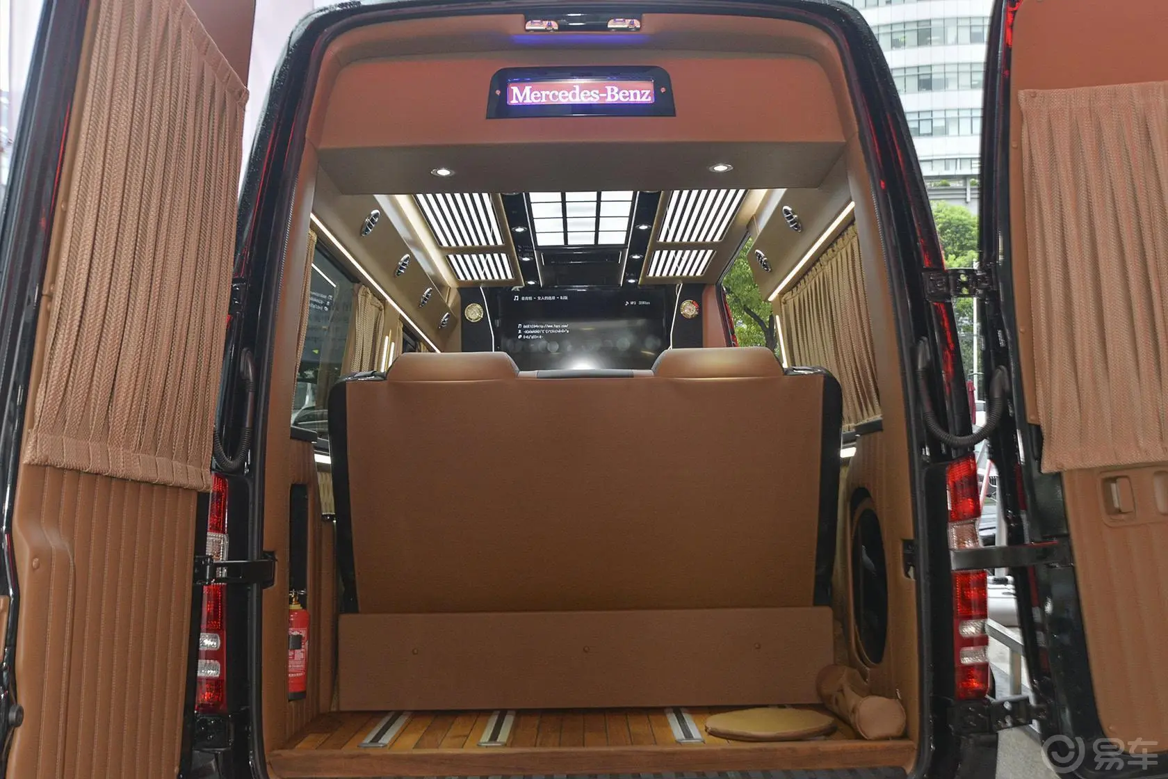 凌特(进口)3.5L 自动 7座 欧规版行李箱空间