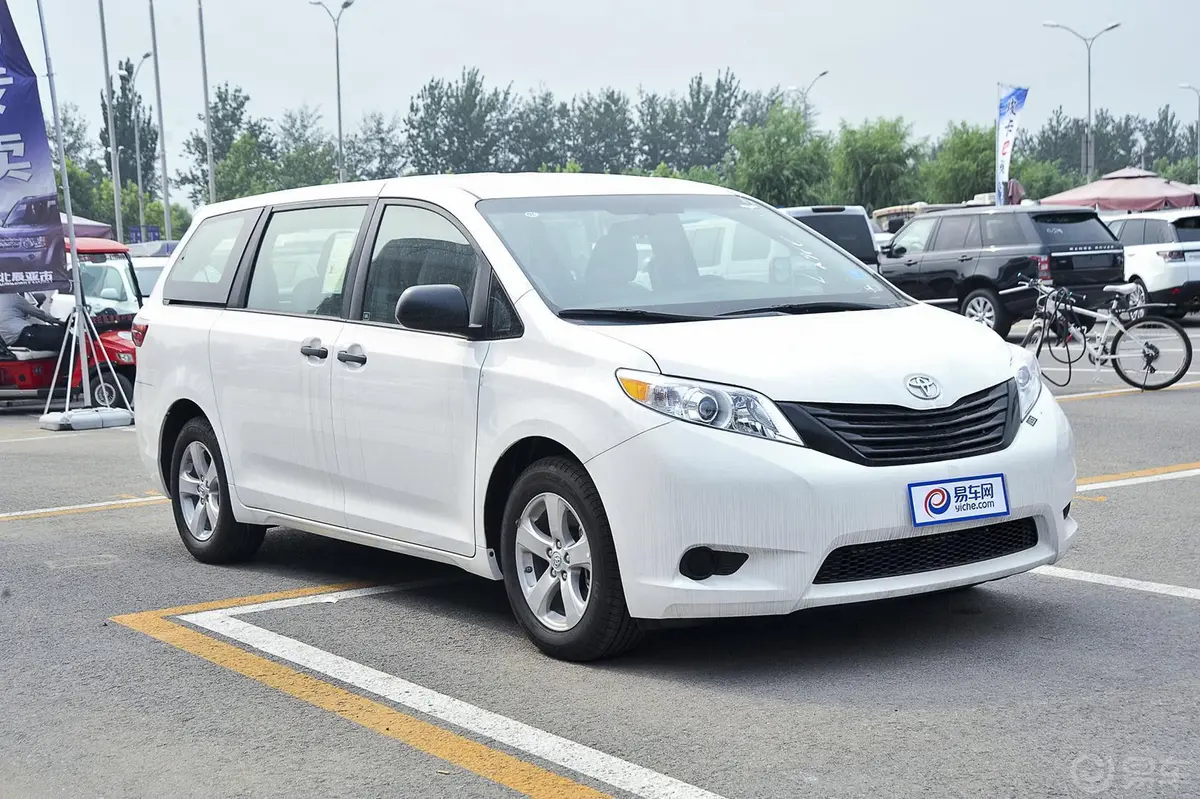 Sienna3.5L 两驱 L 美规版外观