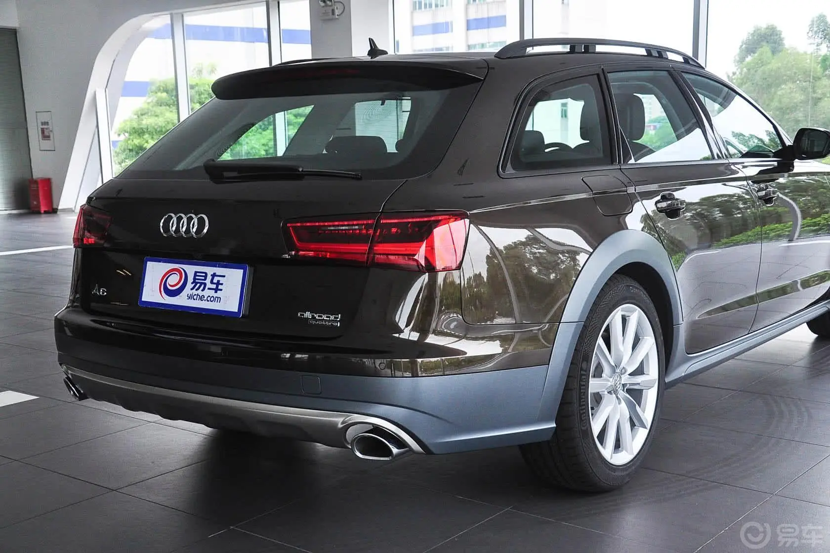 奥迪A6allroad quattro车尾局部