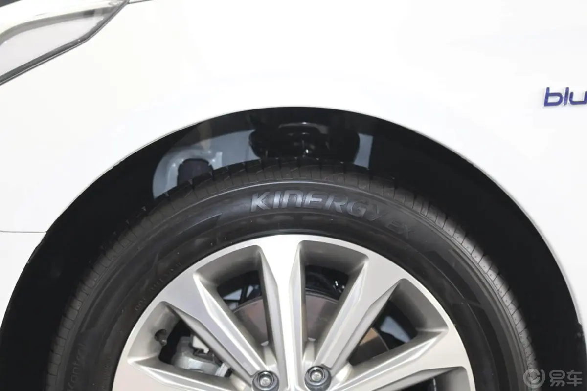 索纳塔1.6T 自动 GLS 智能型+时尚包轮胎规格