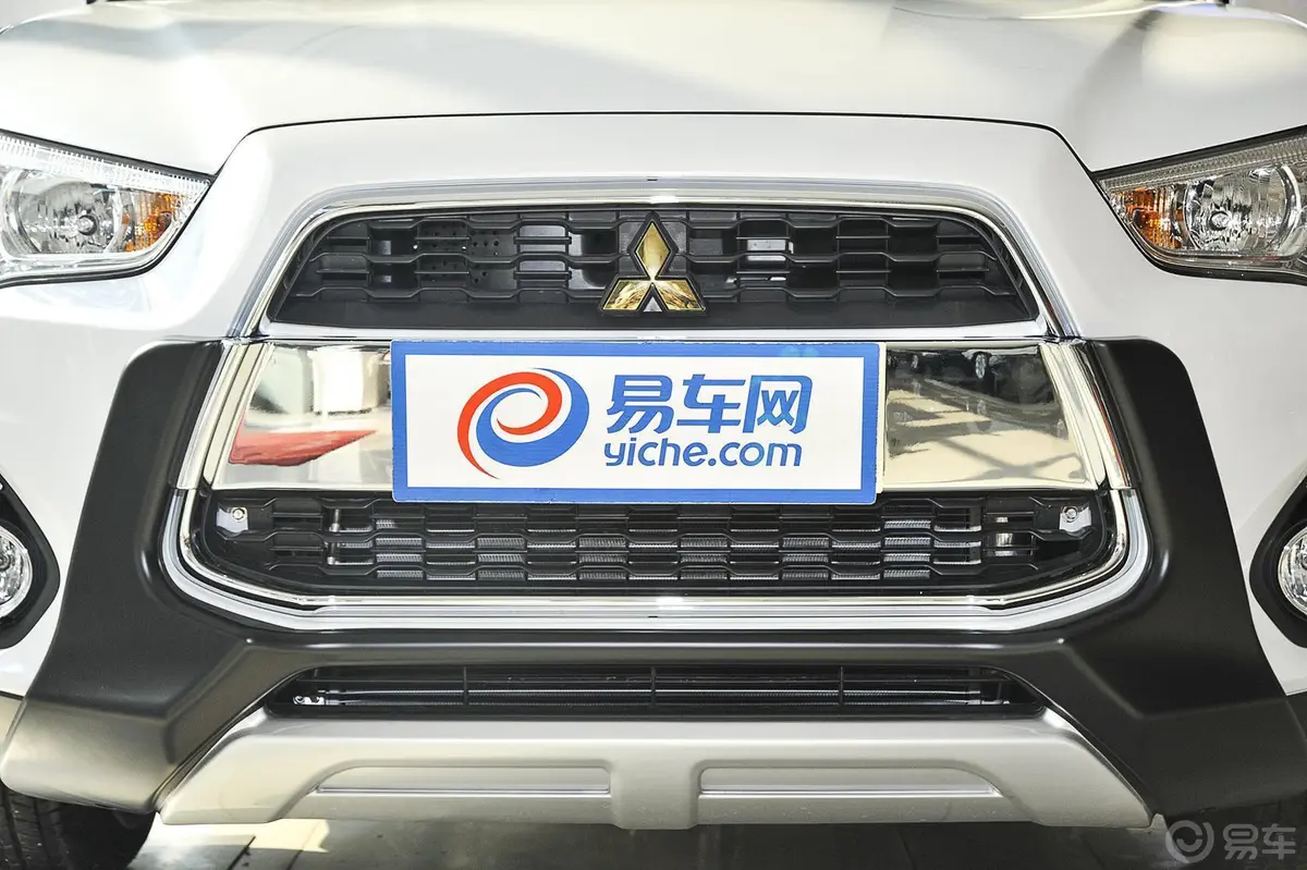 劲炫2.0L CVT 两驱 精英版外观