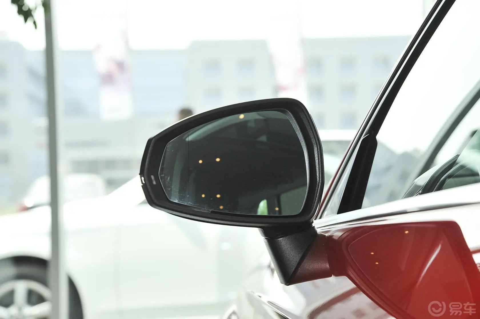 奥迪A3 插电混动(进口)Sportback e-tron 舒适型后视镜镜面（后）