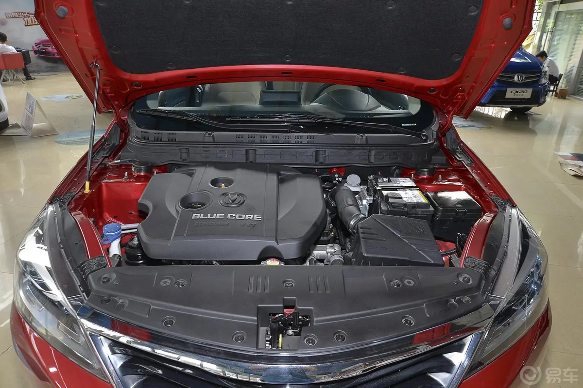 悦翔V71.6L 手动 乐趣型 国4内饰