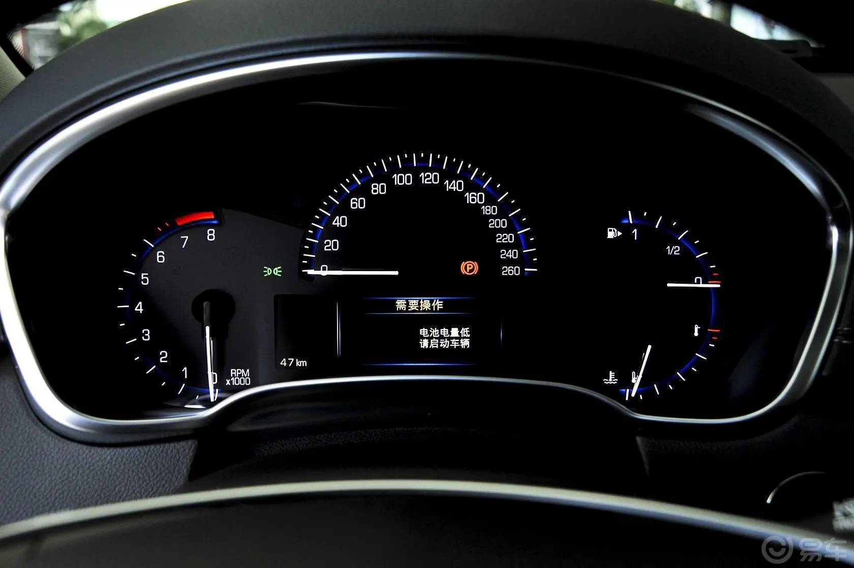 凯迪拉克SRX3.0L 手自一体 舒适型仪表盘背光显示