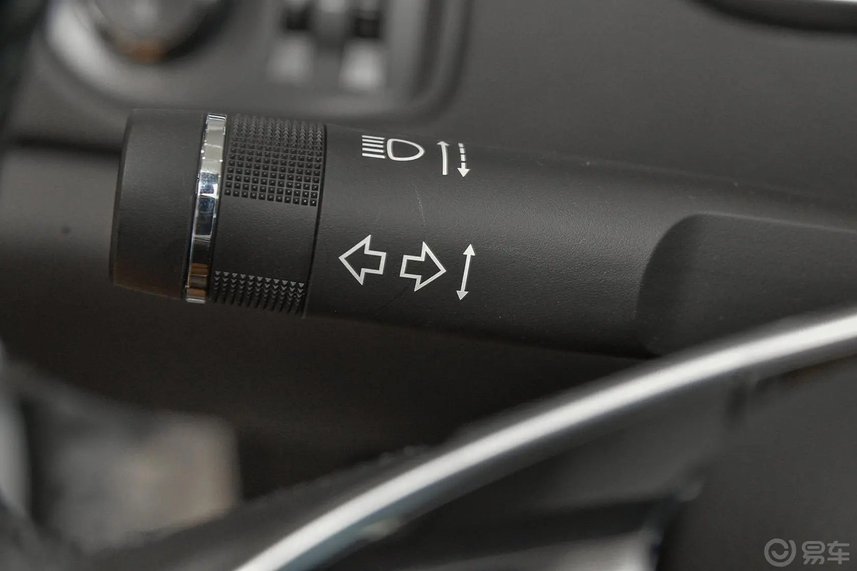 凯迪拉克SRX3.0L 手自一体 舒适型大灯远近光调节柄