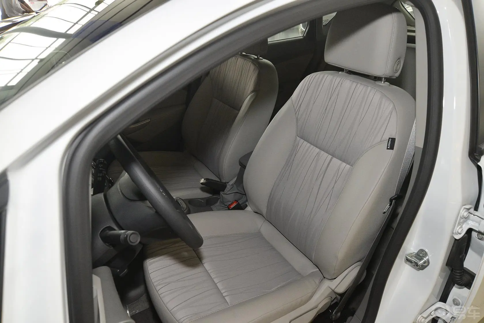 英朗XT 1.6L 自动 舒适版驾驶员座椅